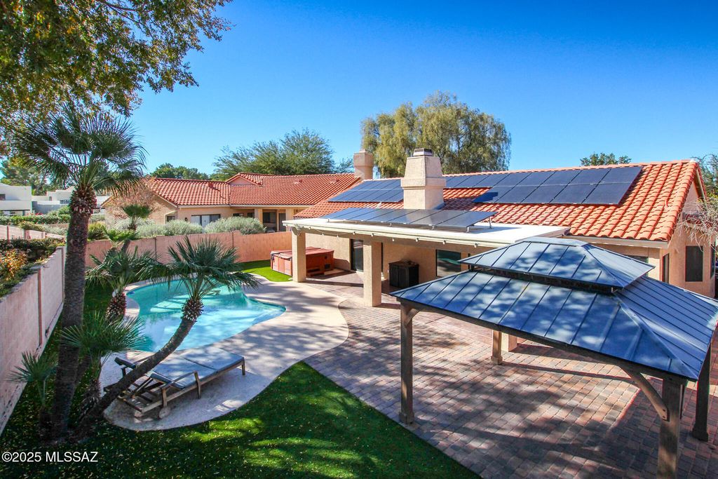 7246 E Shoreline Drive, Tucson, AZ 85715