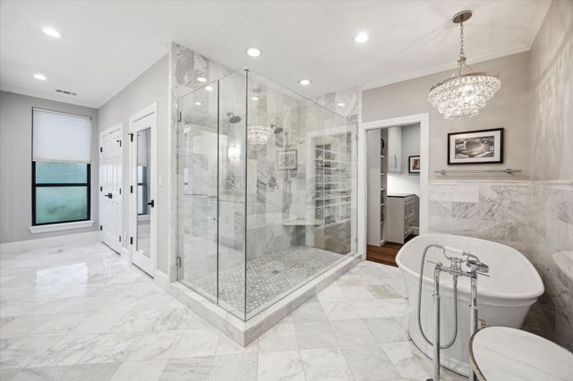 4 W Shady Lane, Houston, TX 77063