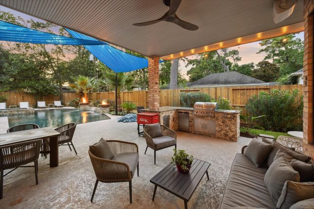 4 W Shady Lane, Houston, TX 77063