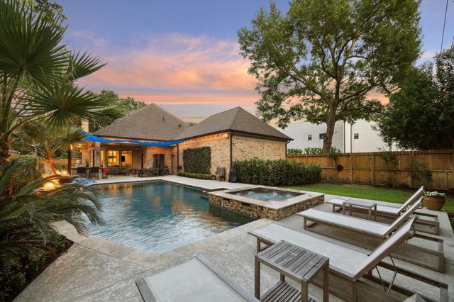 4 W Shady Lane, Houston, TX 77063