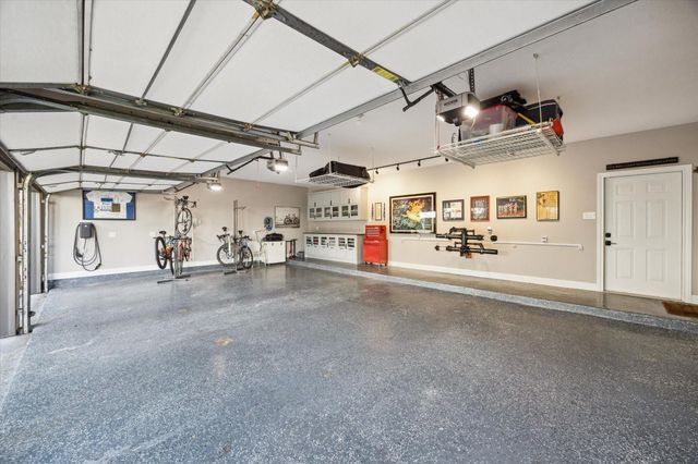 4 W Shady Lane, Houston, TX 77063