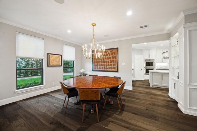 4 W Shady Lane, Houston, TX 77063