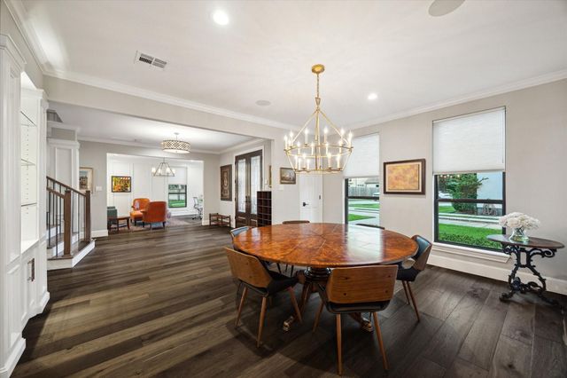 4 W Shady Lane, Houston, TX 77063