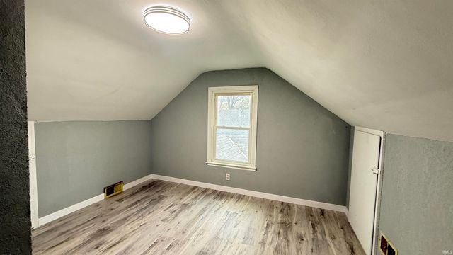 5515 Plaza Drive, Fort Wayne, IN 46806