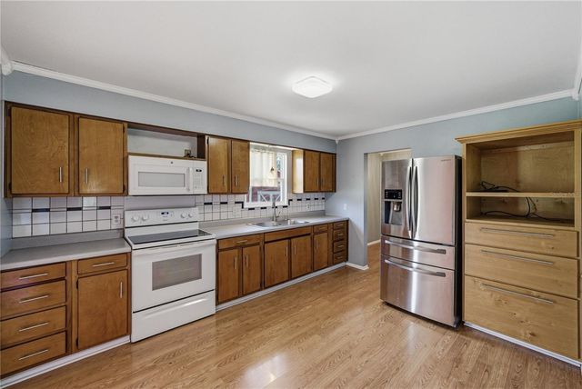 34240 APPALOOSA TRAIL, Wesley Chapel, FL 33543