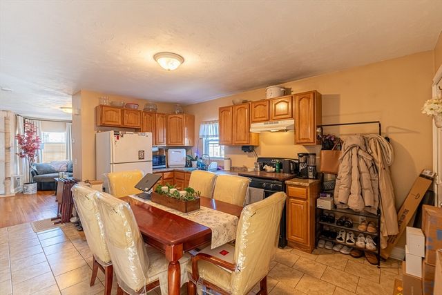 152 Washington St, New Bedford, MA 02740