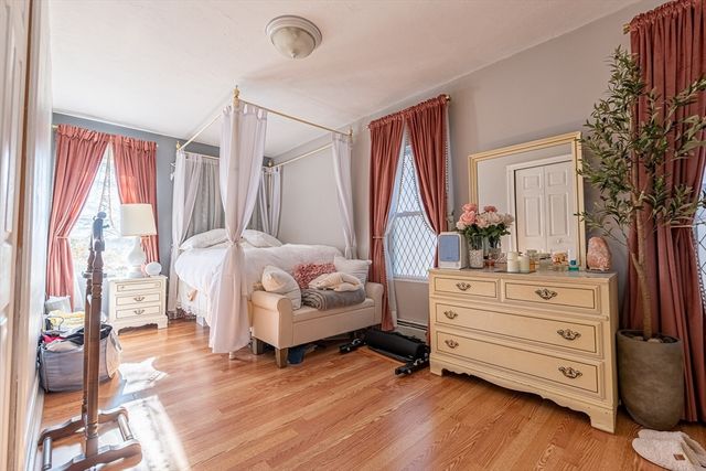 152 Washington St, New Bedford, MA 02740