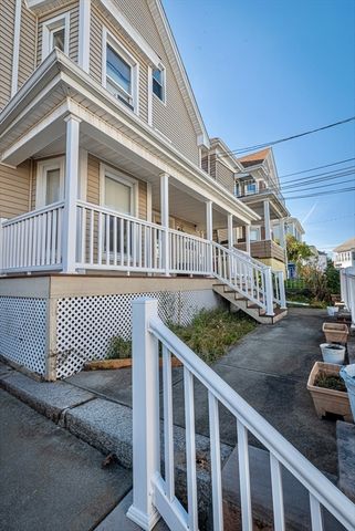 152 Washington St, New Bedford, MA 02740