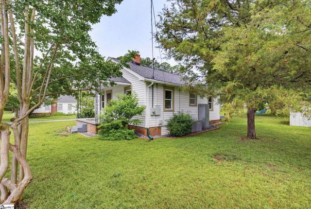 406 Old Liberty Road, Easley, SC 29640