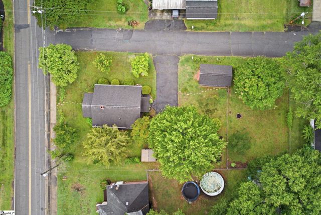 406 Old Liberty Road, Easley, SC 29640