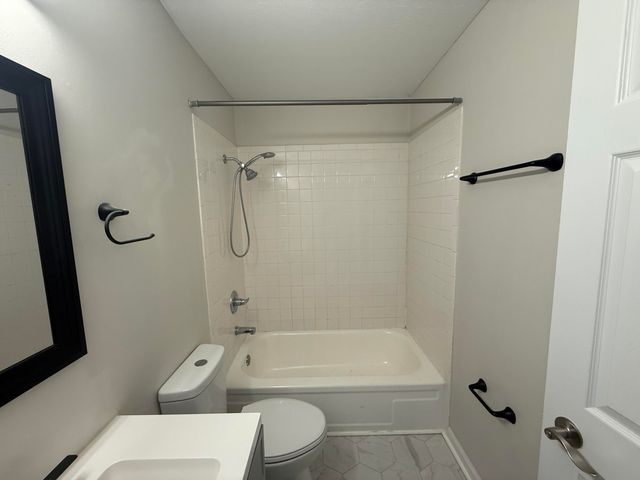 111 Winding Way, L, Covington, KY 41011