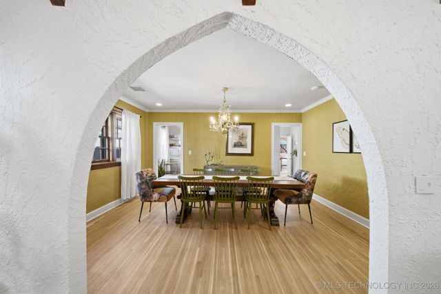 1143 S College Avenue, Tulsa, OK 74104