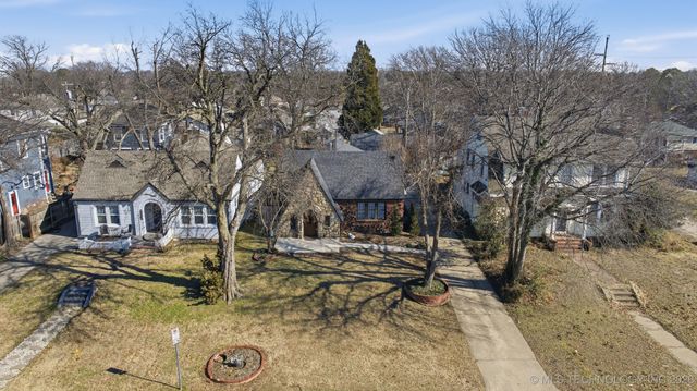 1143 S College Avenue, Tulsa, OK 74104