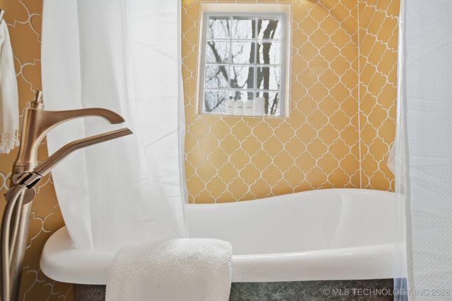 1143 S College Avenue, Tulsa, OK 74104