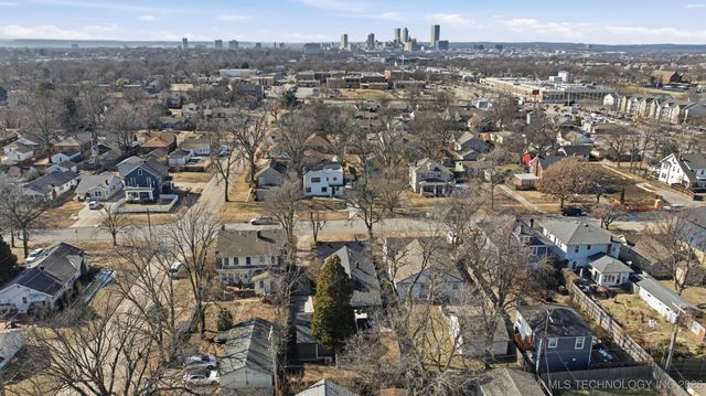 1143 S College Avenue, Tulsa, OK 74104