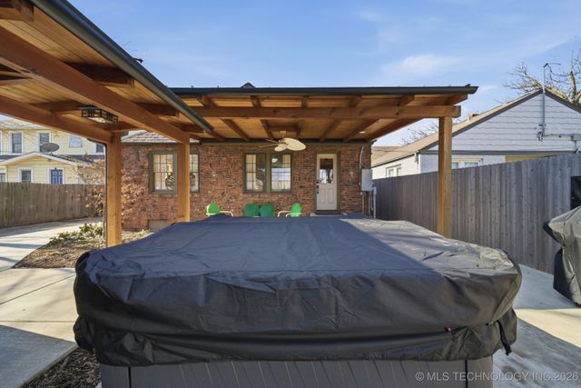 1143 S College Avenue, Tulsa, OK 74104