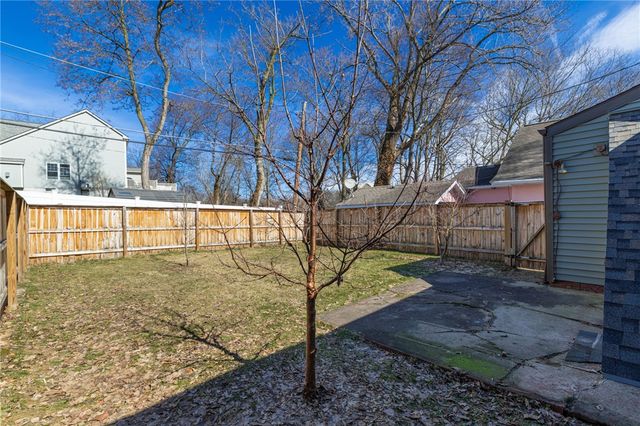 112 Arvine Heights, Rochester, NY 14611