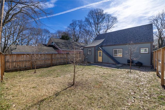 112 Arvine Heights, Rochester, NY 14611