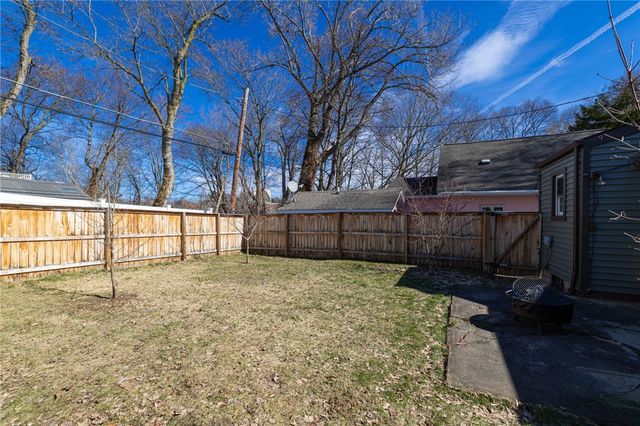 112 Arvine Heights, Rochester, NY 14611