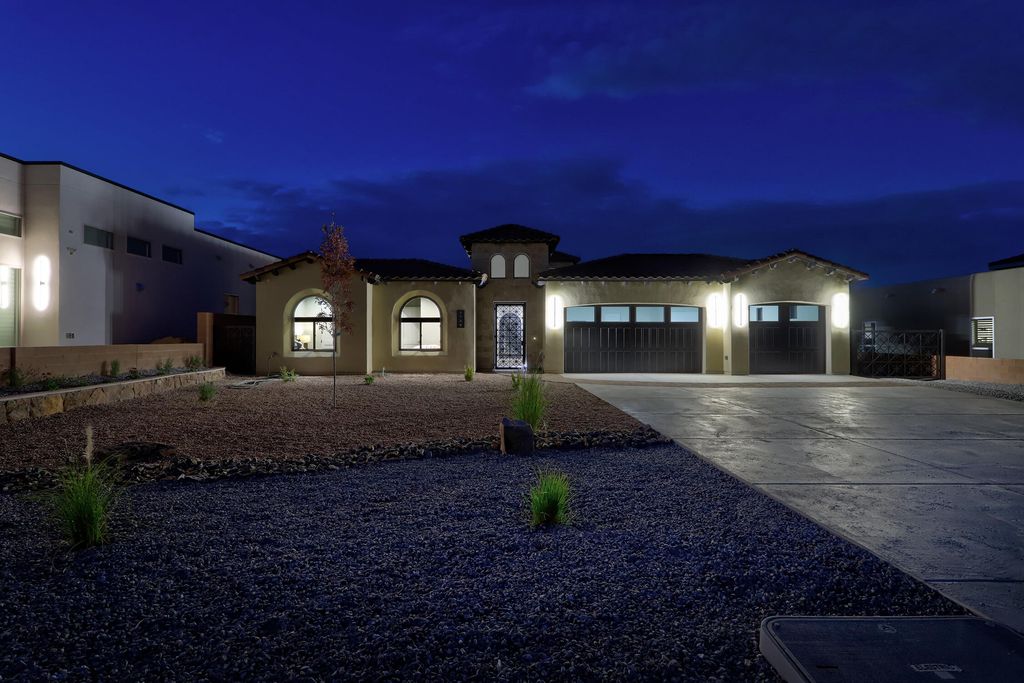 1729 22nd Avenue SE, Rio Rancho, NM 87124