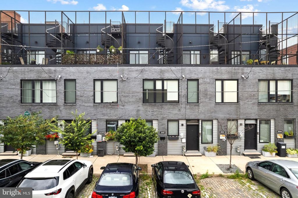 2610 TRENTON AVE, Philadelphia, PA 19125