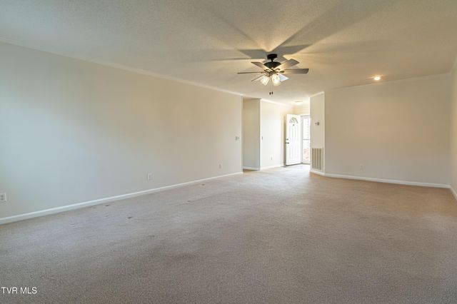 139 Brandon Lane, Bristol, VA 24201