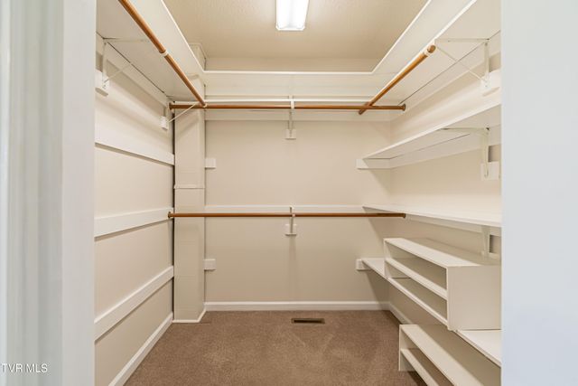 139 Brandon Lane, Bristol, VA 24201