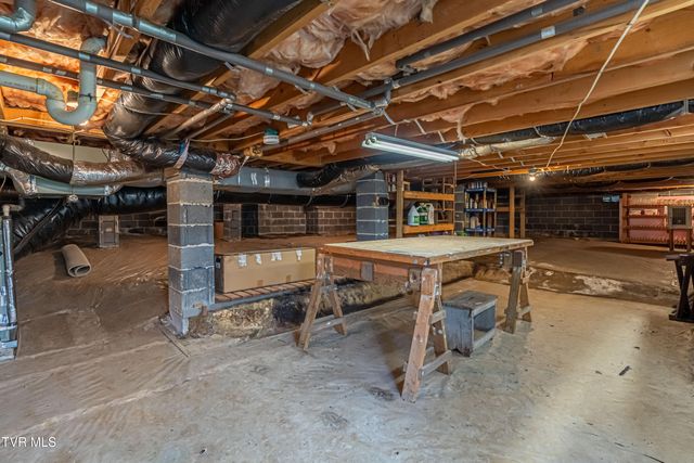 139 Brandon Lane, Bristol, VA 24201