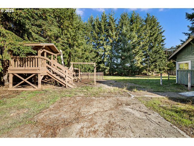 88144 4TH St, Veneta, OR 97487