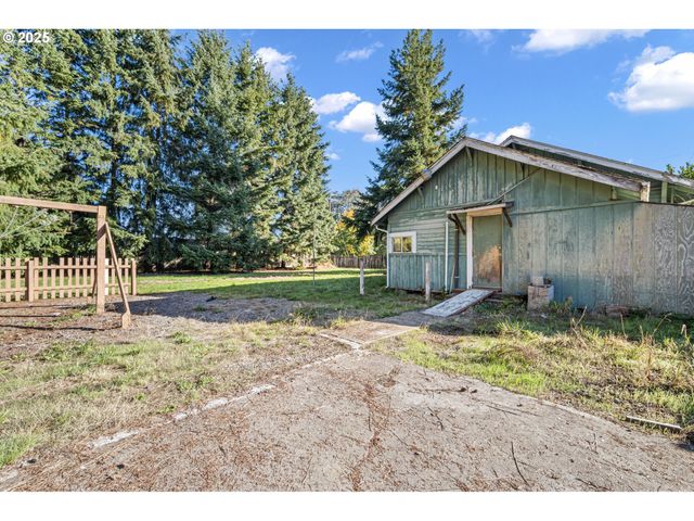 88144 4TH St, Veneta, OR 97487