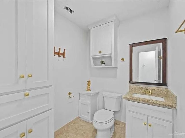 2005 E Bogey Drive, Mission, TX 78572