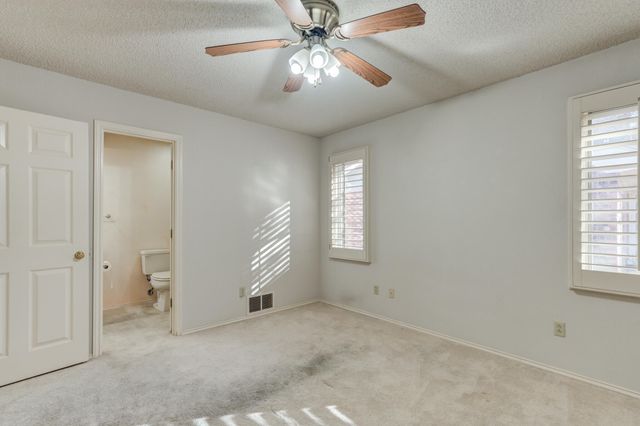 8605 Miami Avenue, Lubbock, TX 79423