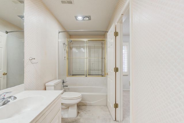 8605 Miami Avenue, Lubbock, TX 79423