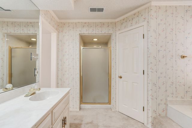 8605 Miami Avenue, Lubbock, TX 79423