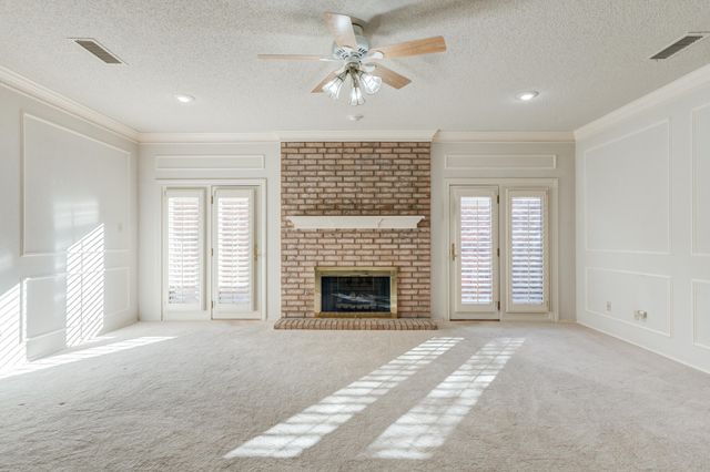 8605 Miami Avenue, Lubbock, TX 79423