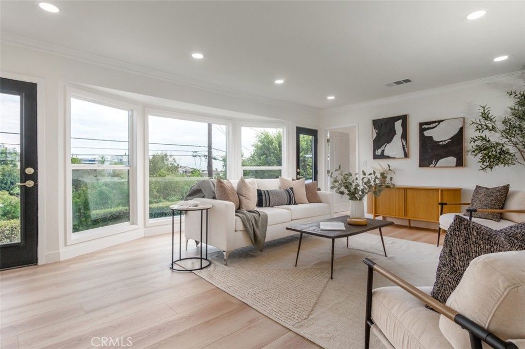 5072 Southridge Avenue, Los Angeles, CA 90043 — photo 2
