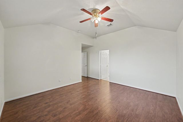 10815 Twin Circles Drive, Montgomery, TX 77356