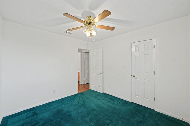 10815 Twin Circles Drive, Montgomery, TX 77356