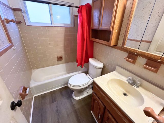 4171 Weddell Street, Dearborn Heights, MI 48125