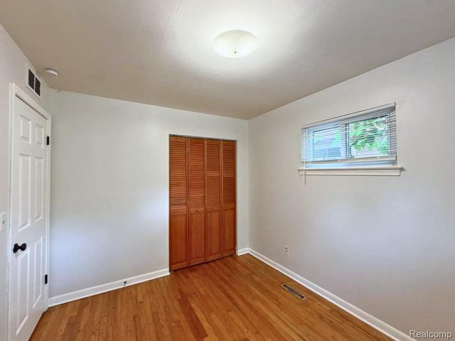 4171 Weddell Street, Dearborn Heights, MI 48125