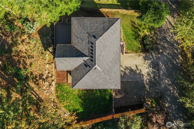 26023 222nd Court SE, Maple Valley, WA 98038