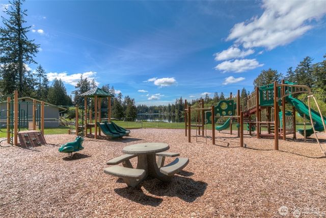 26023 222nd Court SE, Maple Valley, WA 98038