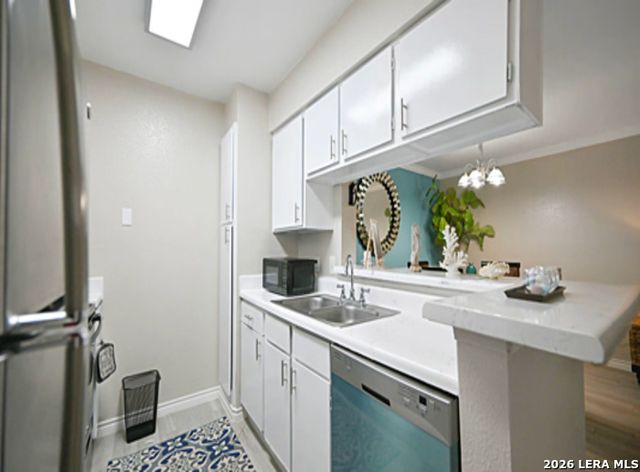 1901 Lakeside Dr Apt 402, Seabrook, TX 77586