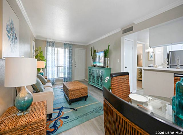 1901 Lakeside Dr Apt 402, Seabrook, TX 77586