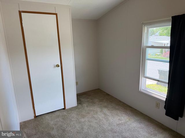 156 MOCKINGBIRD LN, Mantua, NJ 08051