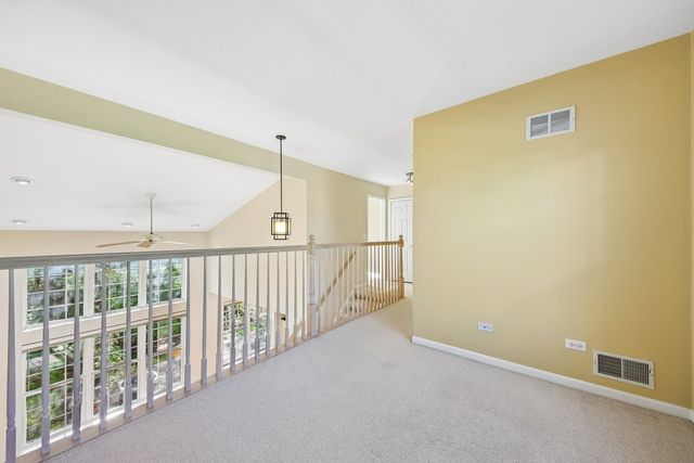 993 Willow Street, Itasca, IL 60143