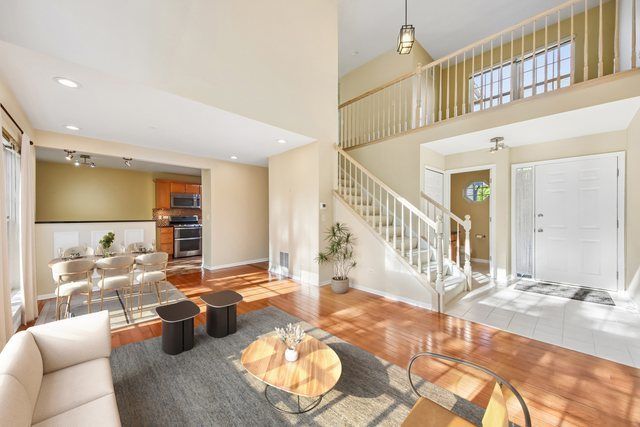 993 Willow Street, Itasca, IL 60143