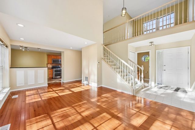 993 Willow Street, Itasca, IL 60143