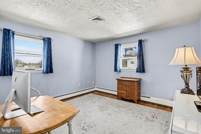 9 BERLIN CT, York, PA 17408