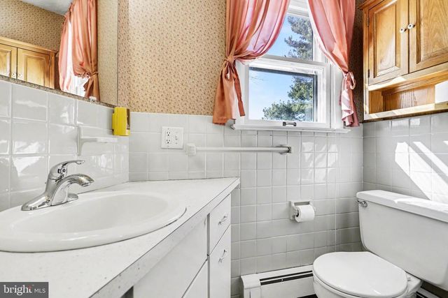 9 BERLIN CT, York, PA 17408